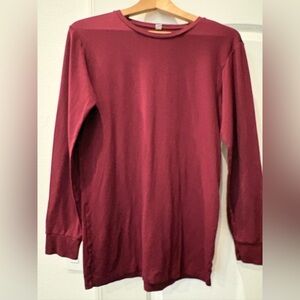 Uniqlo women’s base layer dark red size s